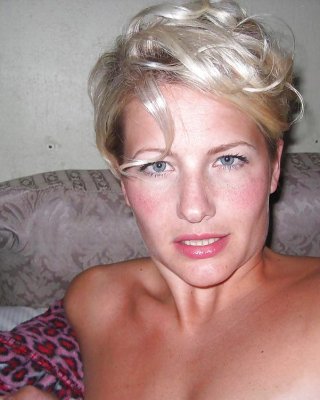 Amateur Milf Swinger 635