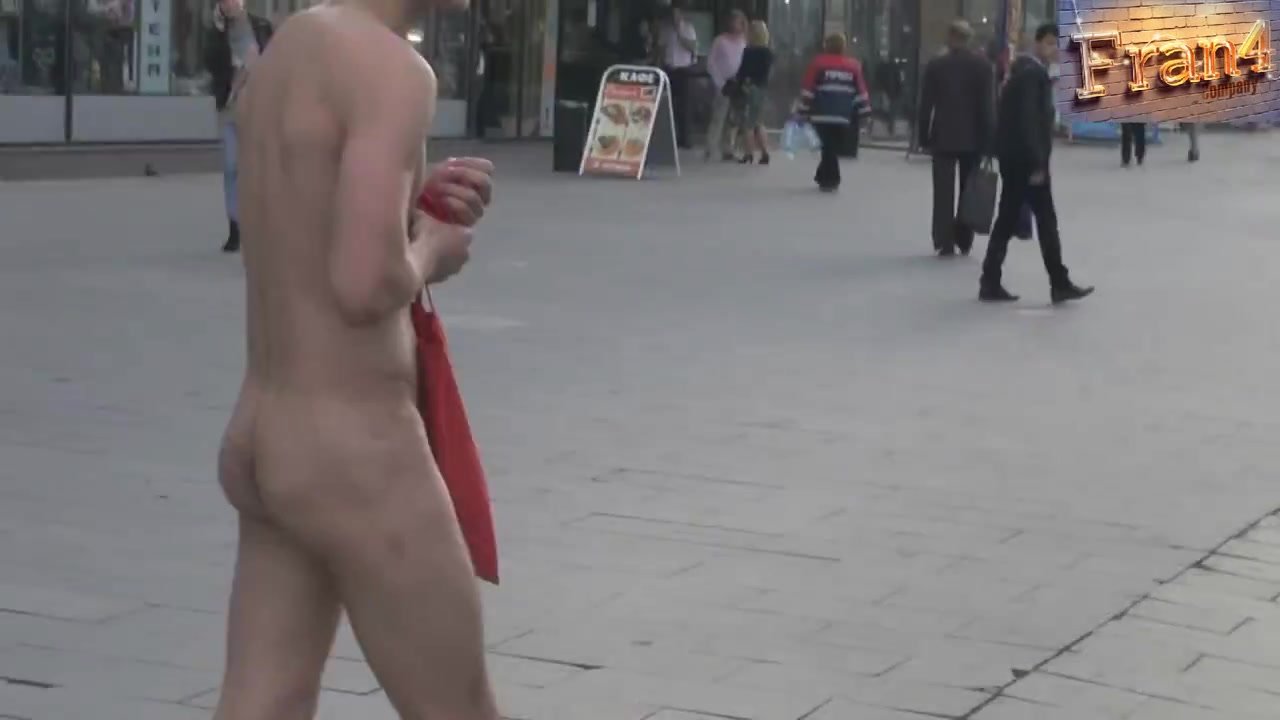 alicia llewellyn add Guys Walking Around Naked photo
