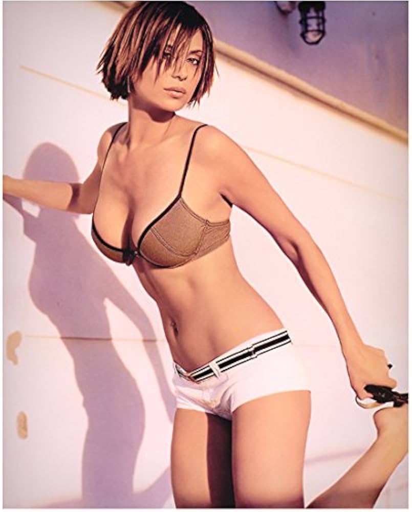 alex magallanes add Catherine Bell Hottest photo