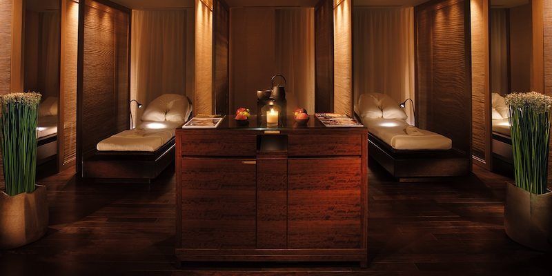 afiq jamil add Japan Glass Room Massage photo
