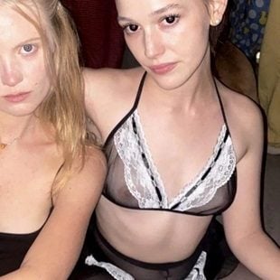 angela de almeida add Victoria Pedretti Nude photo