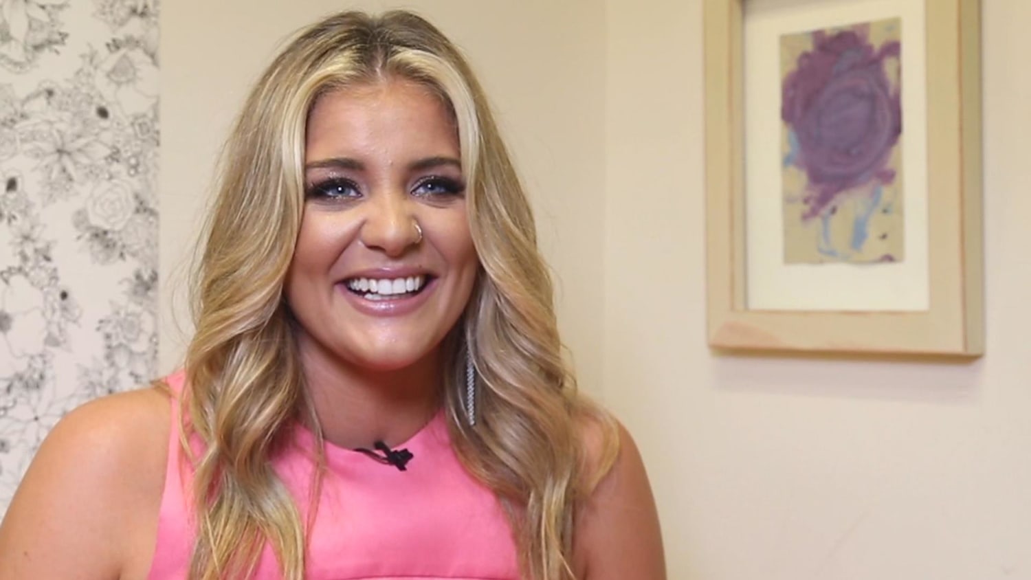 ajinkya kolte add Lauren Alaina Ass photo