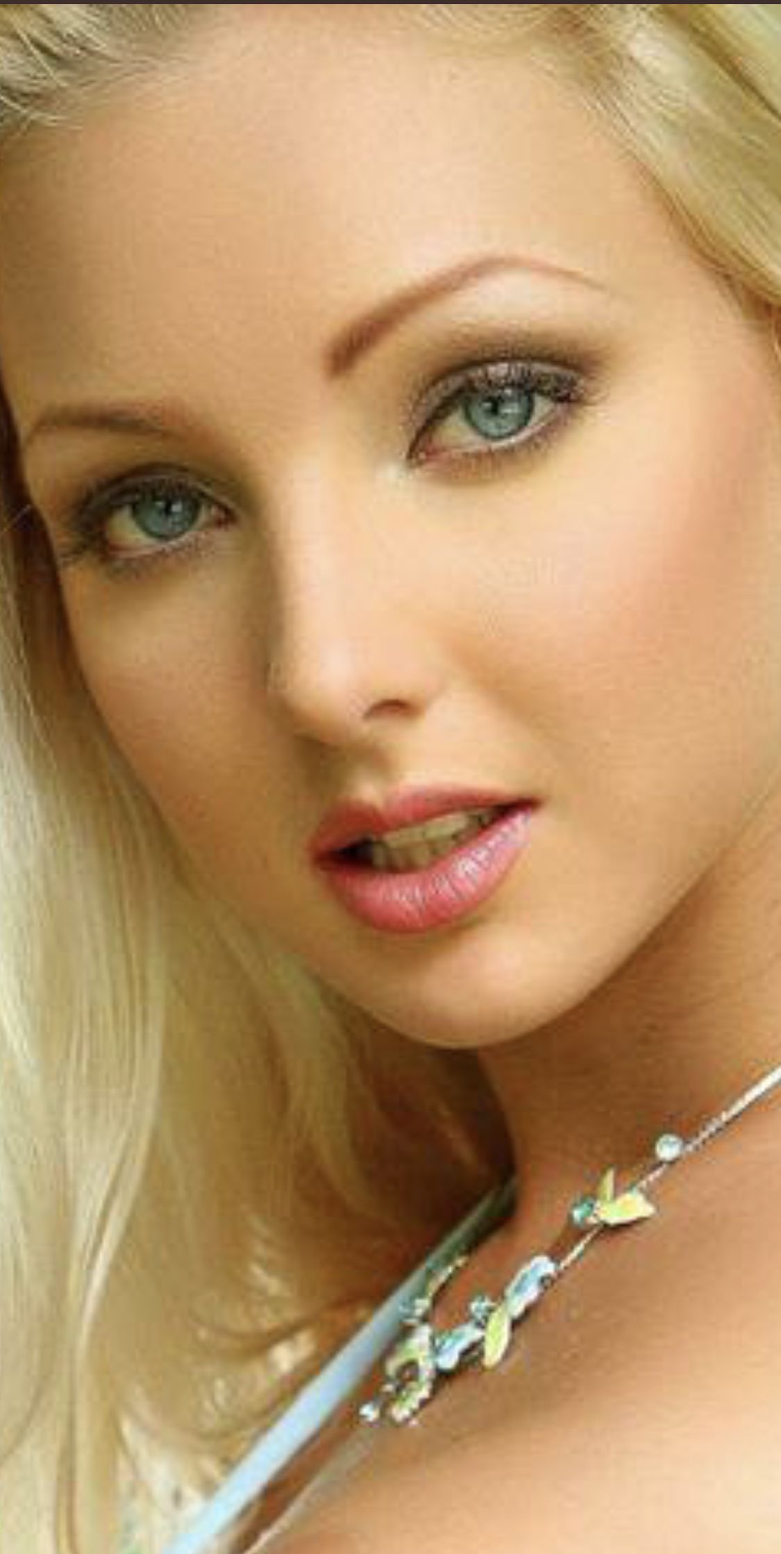dalan adams add Sexy Naked Blonde Woman photo