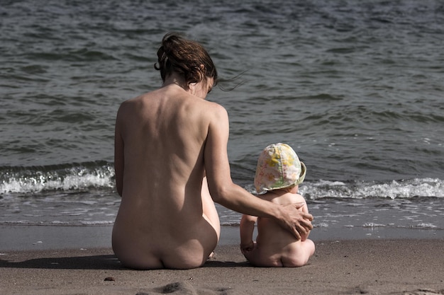 Mother Daughter Nudism 3441