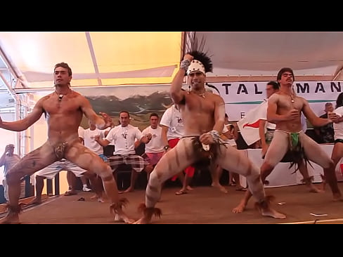 chrissy spears add Polynesian Naked Men photo