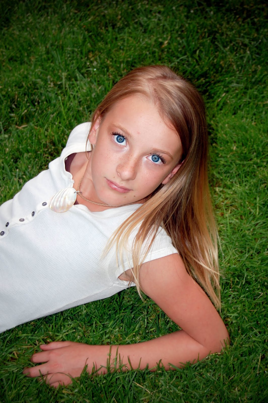 donna newcombe add Cute Teenies Nude photo