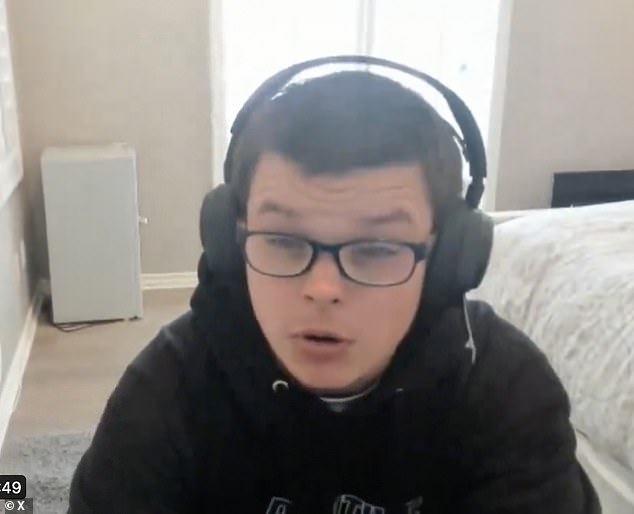 bobby smothers add Streamer Leaked Porn photo
