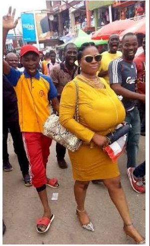 chris leo add Huge Tits Street photo