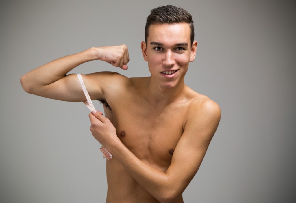 chu tai add Nude Men Exercising photo