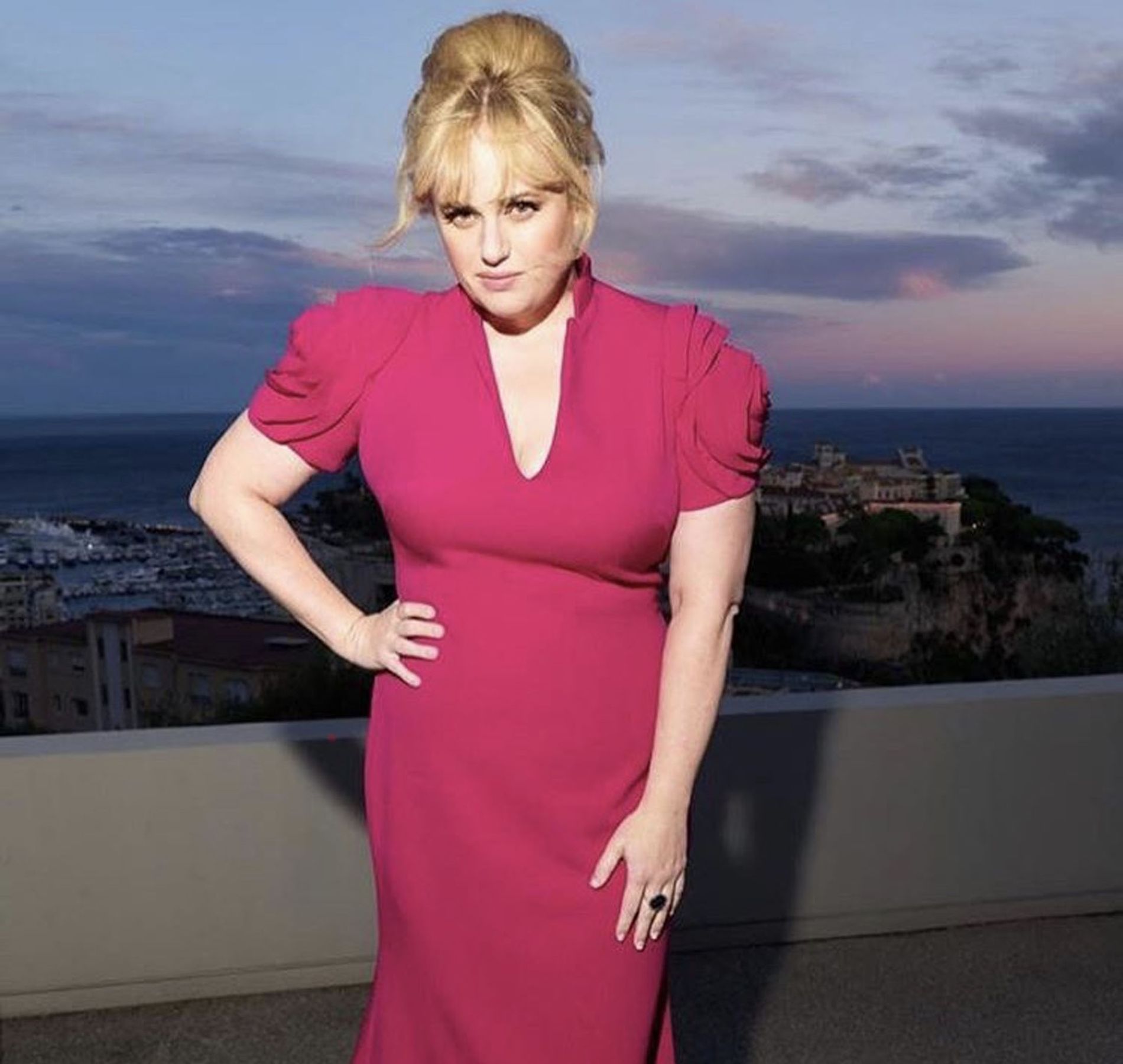 bunga mutz add Rebel Wilson Naked photo