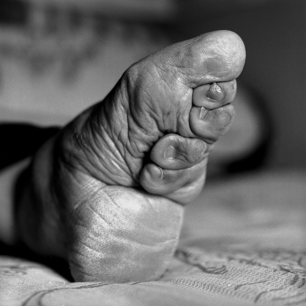 allen howell add Chinese Foot Porn photo