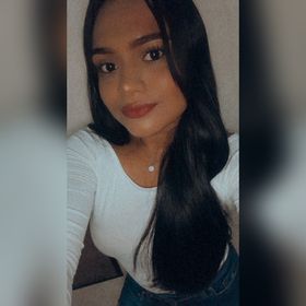 amy jimenez add Yenifer Chacon Lia Ponce photo