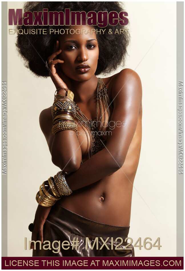 charlie embuscado add Black American Naked Women photo