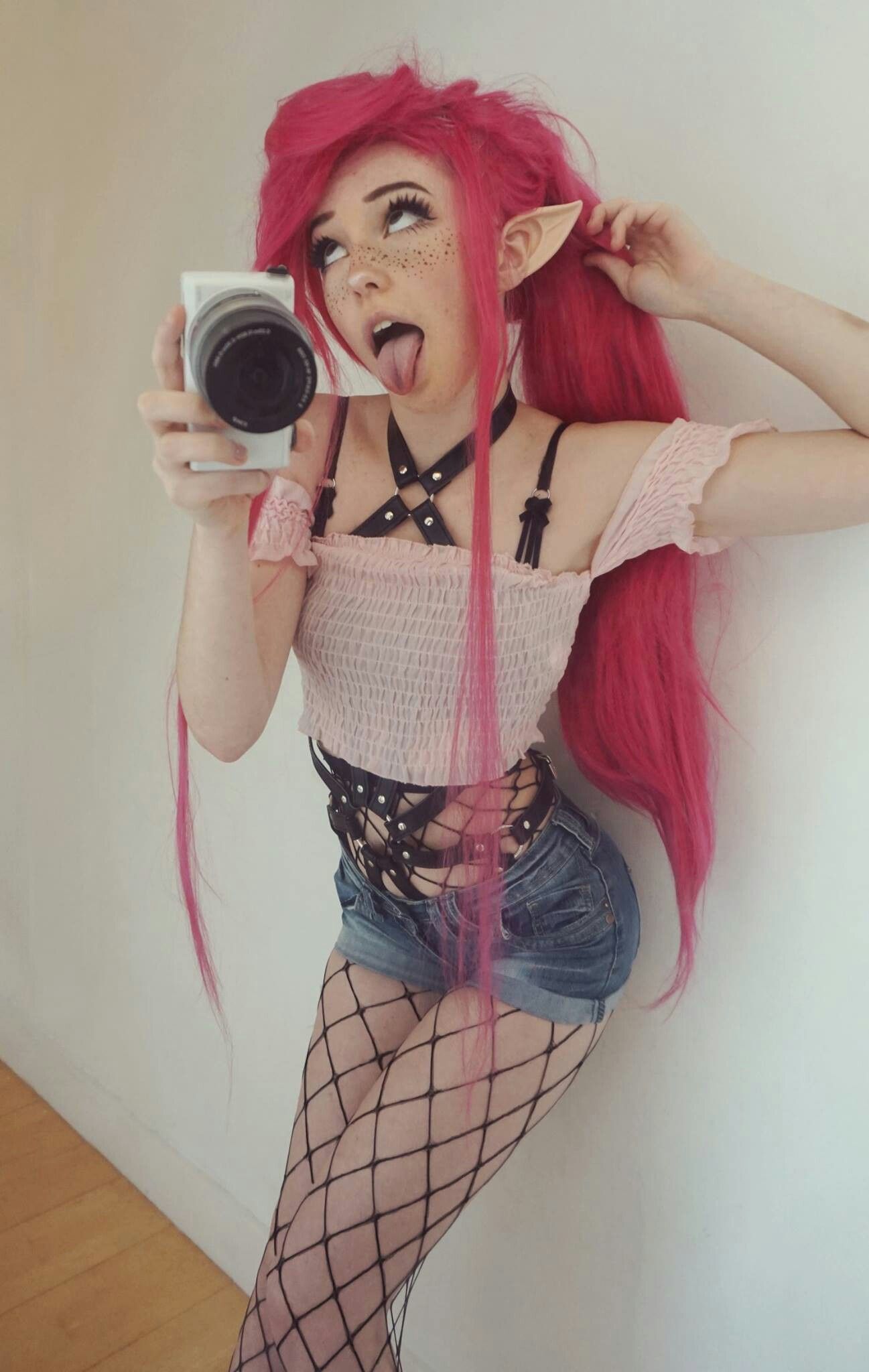 ayub omar add Belle Delphine Asuka photo