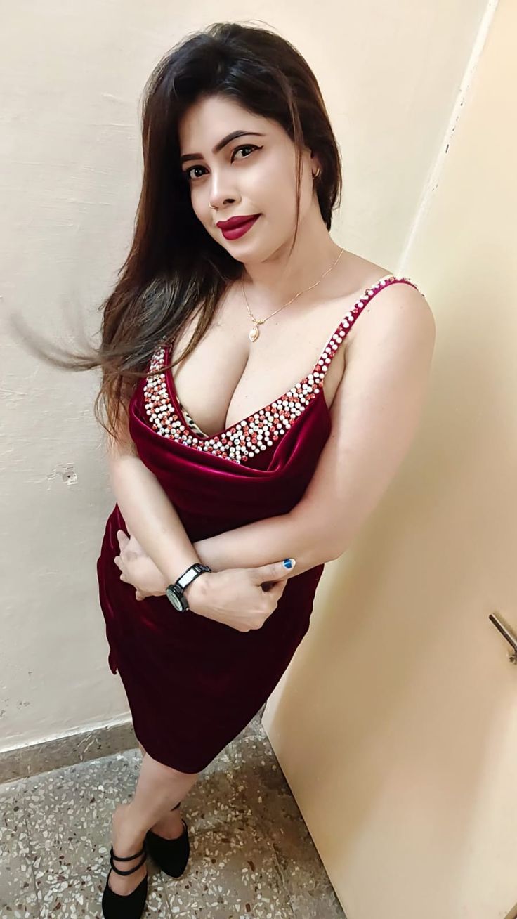 arjhay agustin add Desi Sexy Milf photo