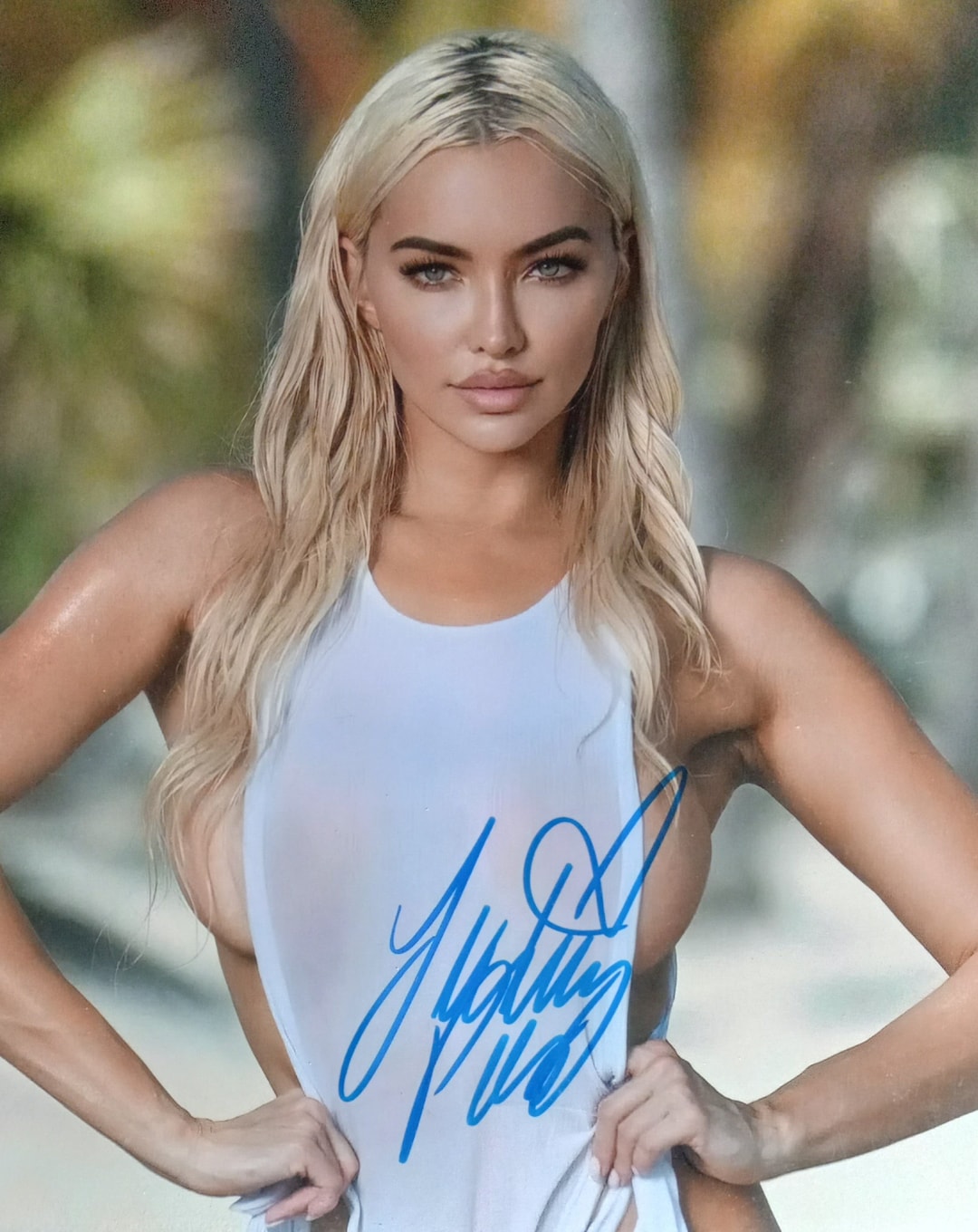 allan coates add Lindsey Pelas Nip Slip photo