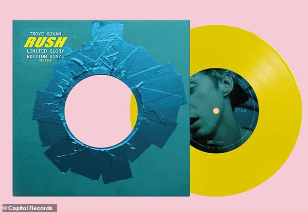 allan da silva add Cd Glory Hole photo