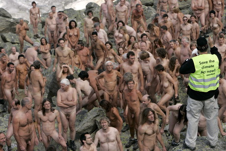 chris agrell add People That Are Naked photo