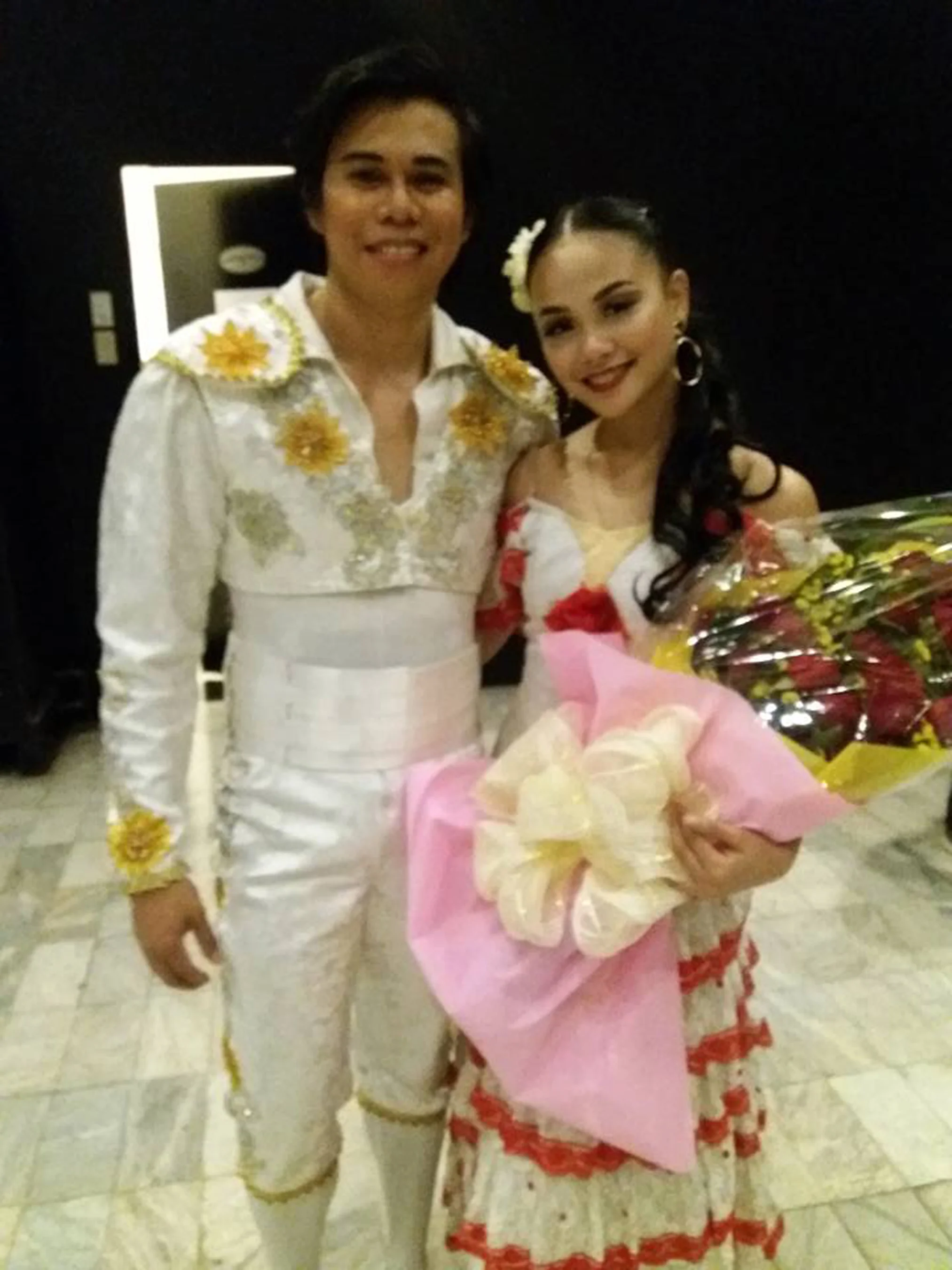 arman dela torre add Rissa May Lesbian photo