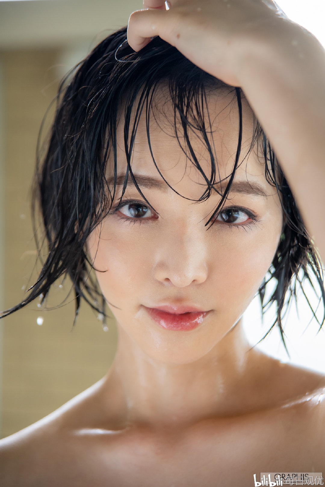 clare gentry add Tsubaki Sannomiya photo