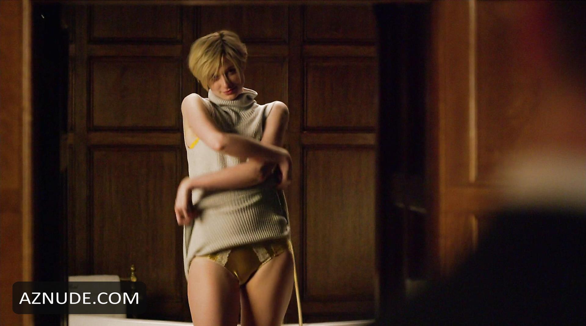 chirag mokani add Elizabeth Debicki Sexy photo