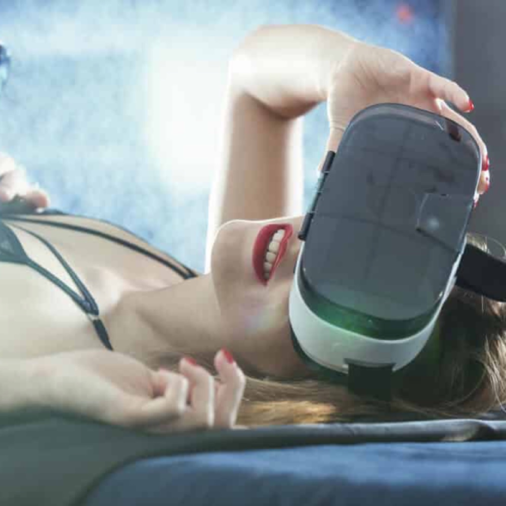 Masturbating In Vr 7811