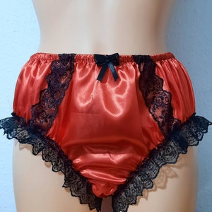 angela ferraro add Mature Knickers Tube photo