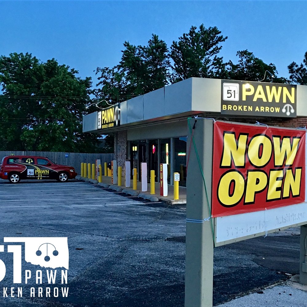 candis swanson add Whiteys Pawn Shop photo