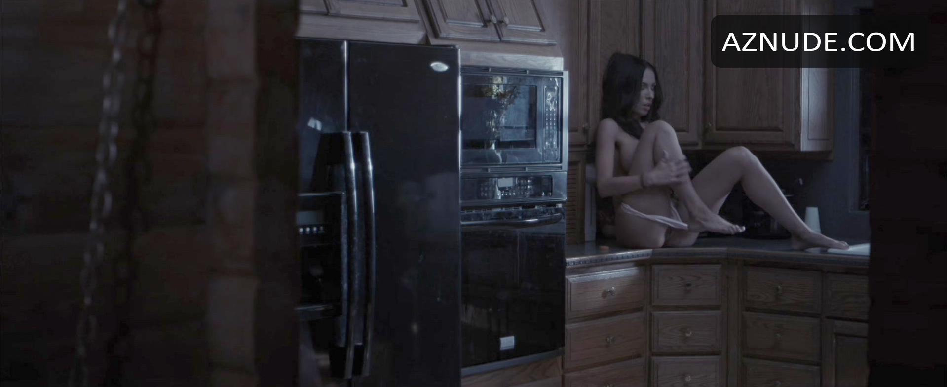 dazzy wazzy add Aria London Nude photo