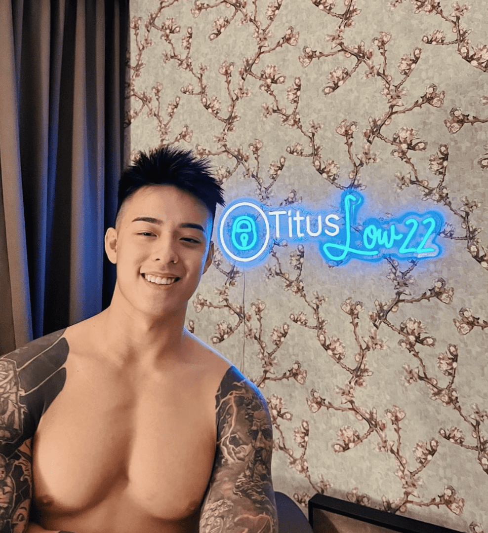donna ison add Titus Low Porn photo