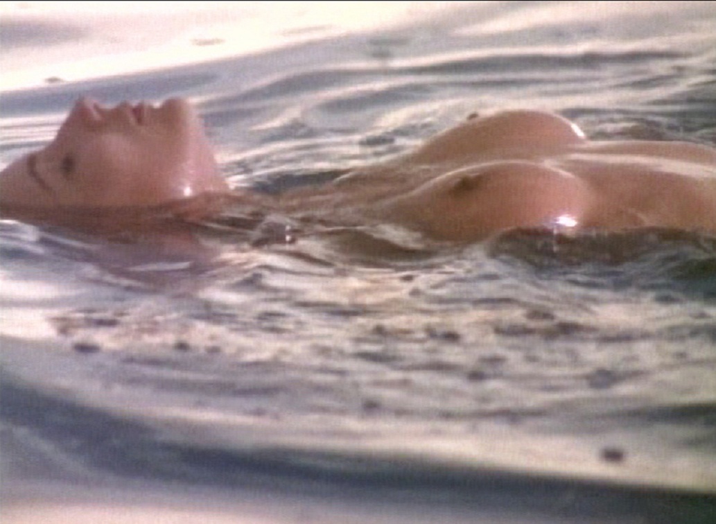 claire robillard add Alien Nude photo