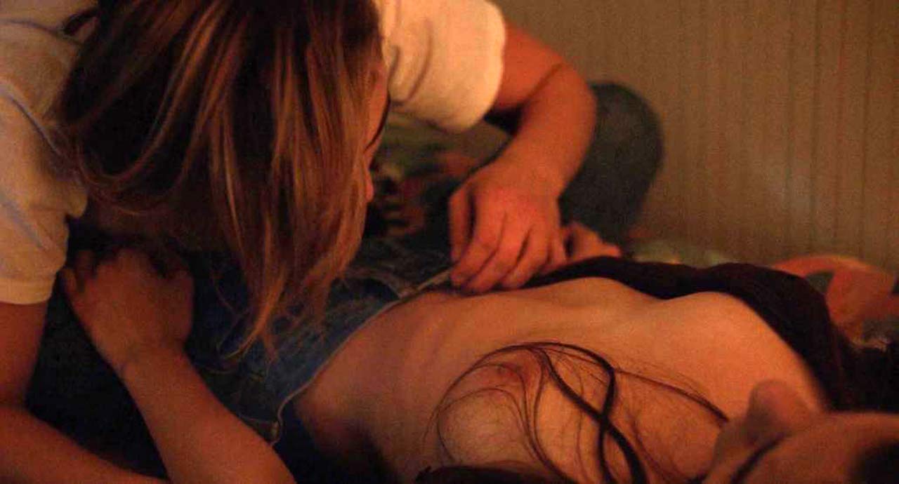 dary hak add Chloe Moretz Lesbian photo