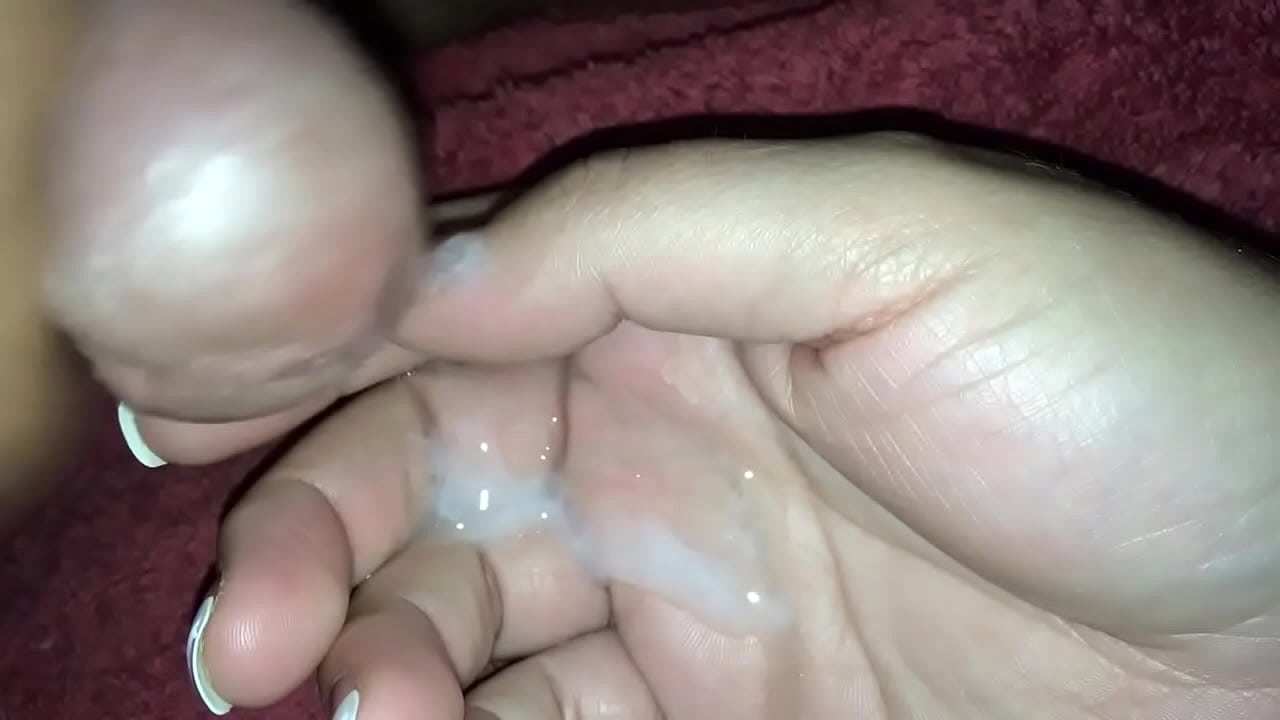 anne polo add Cumming In Her Hands photo