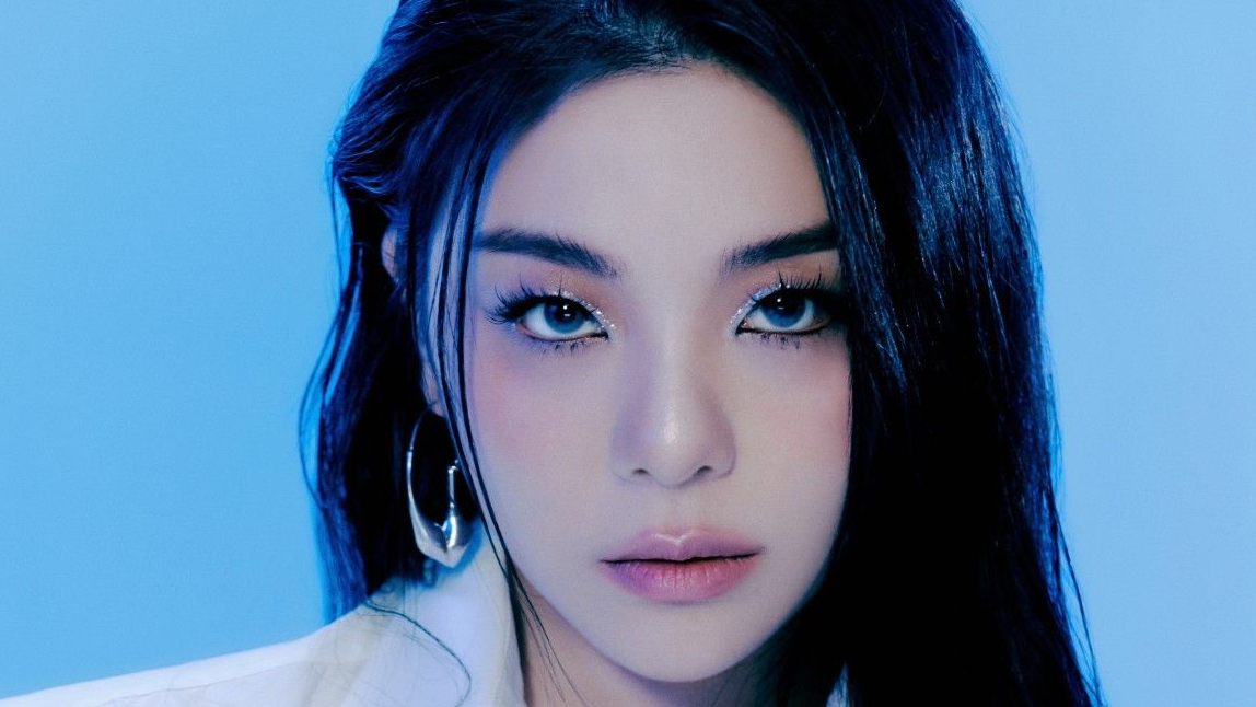 damon chiu add Ailee Anne photo