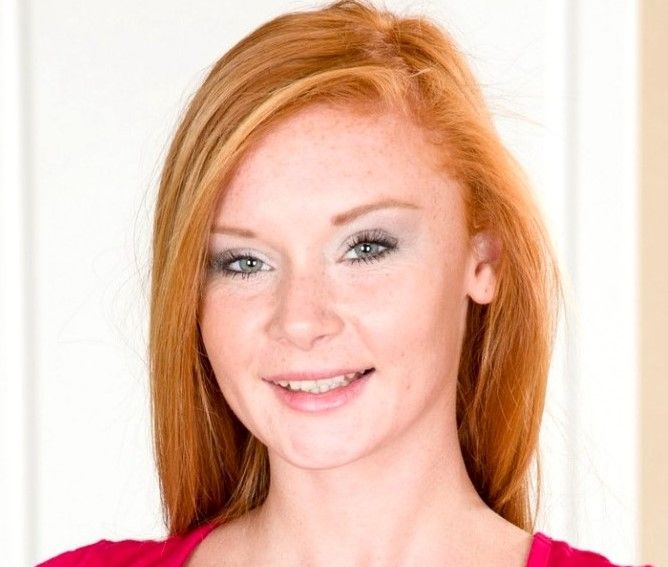denisa andronache add Alex Tanner Daughter photo