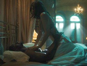andres cazares add Alexandra Daddario Naked Pictures photo