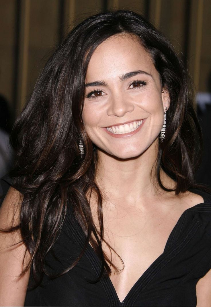 debbie ransom add Alice Braga Hot photo