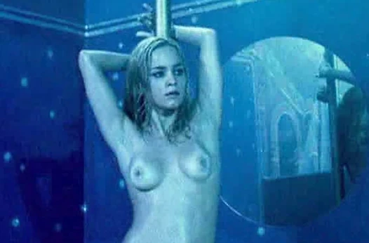 amber lightfoot add Alice Braga Nude photo