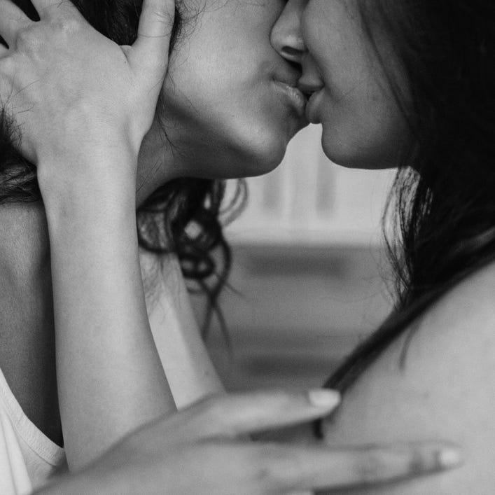 daniel neuhaus add Amature Strapon Lesbian photo