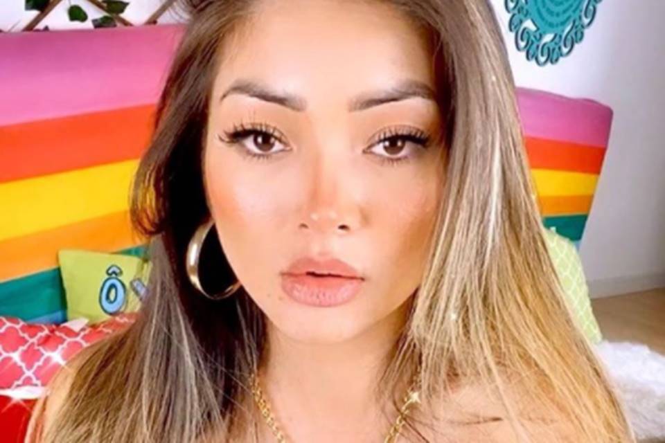 carl fridley add Ana Otani photo