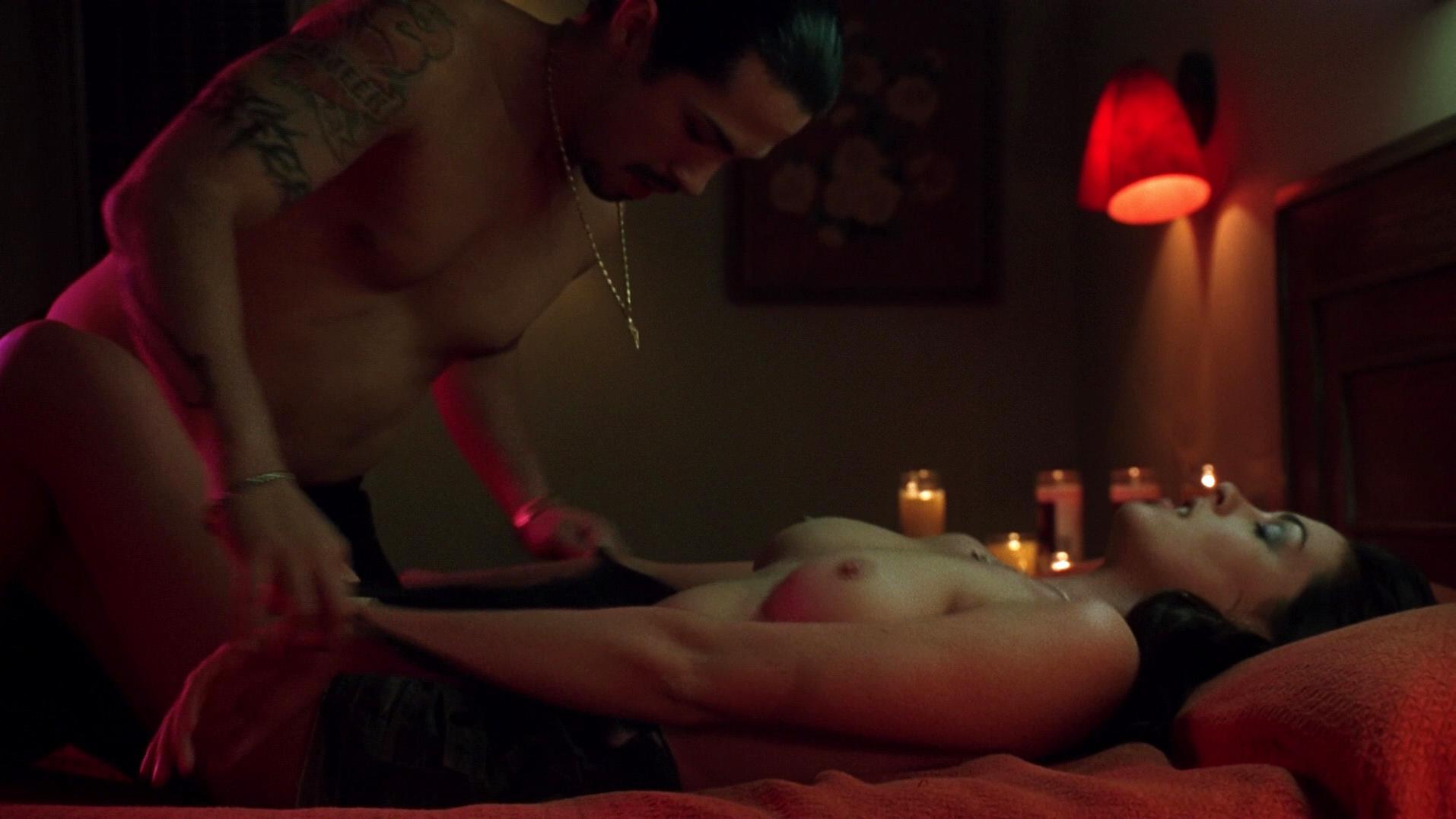 atul paliwal add Annehathaway Nude photo