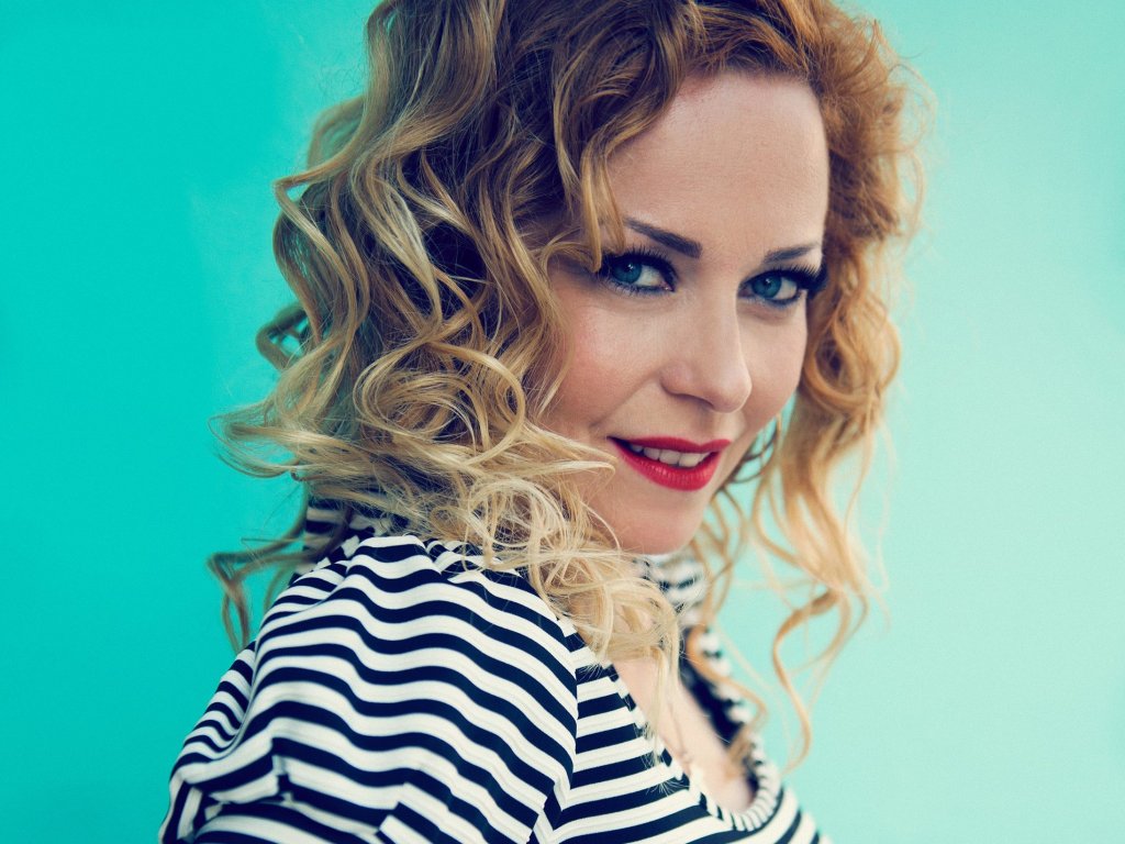 cassidy morrison add Anneke Van Buren Video photo