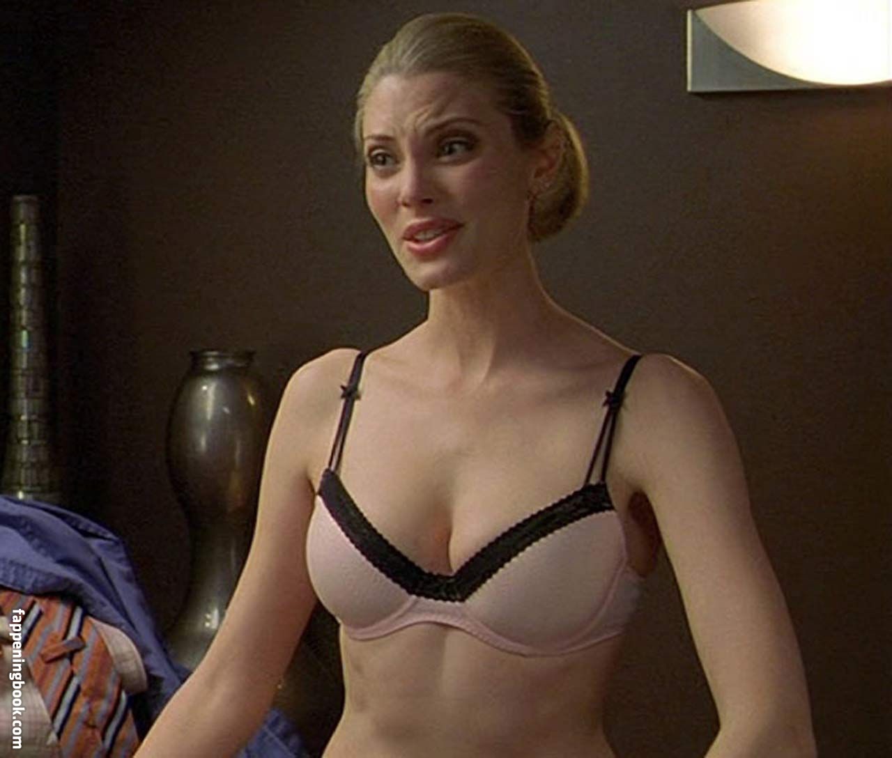 brad partyka add April Bowlby Naked photo