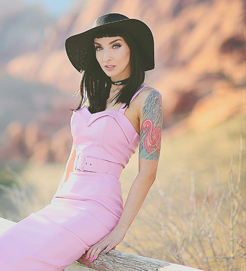 alexiou cartwright add Ariel Darling photo