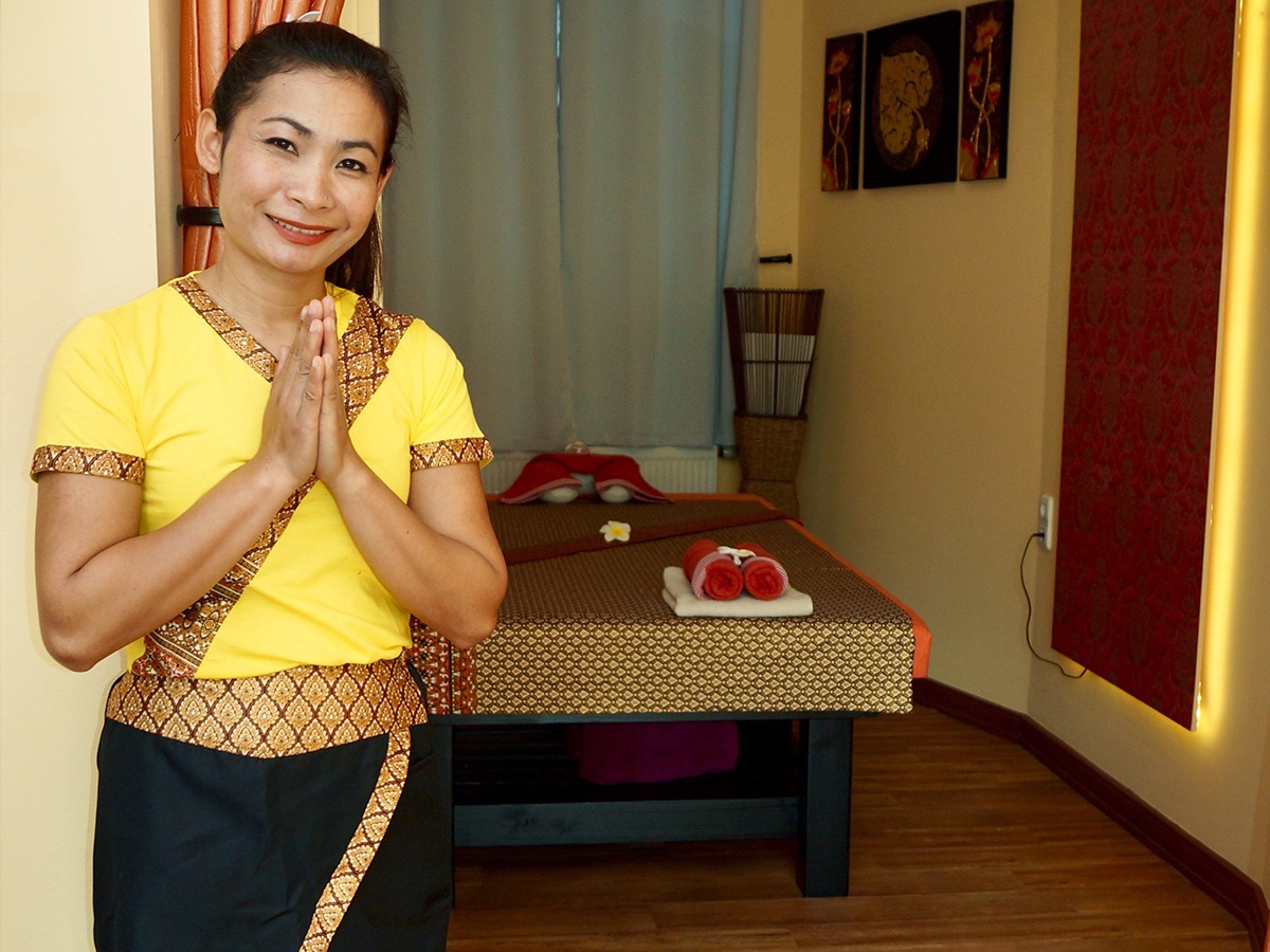 dawel lainez aguiriano add Asian Massage Parlor Sex photo