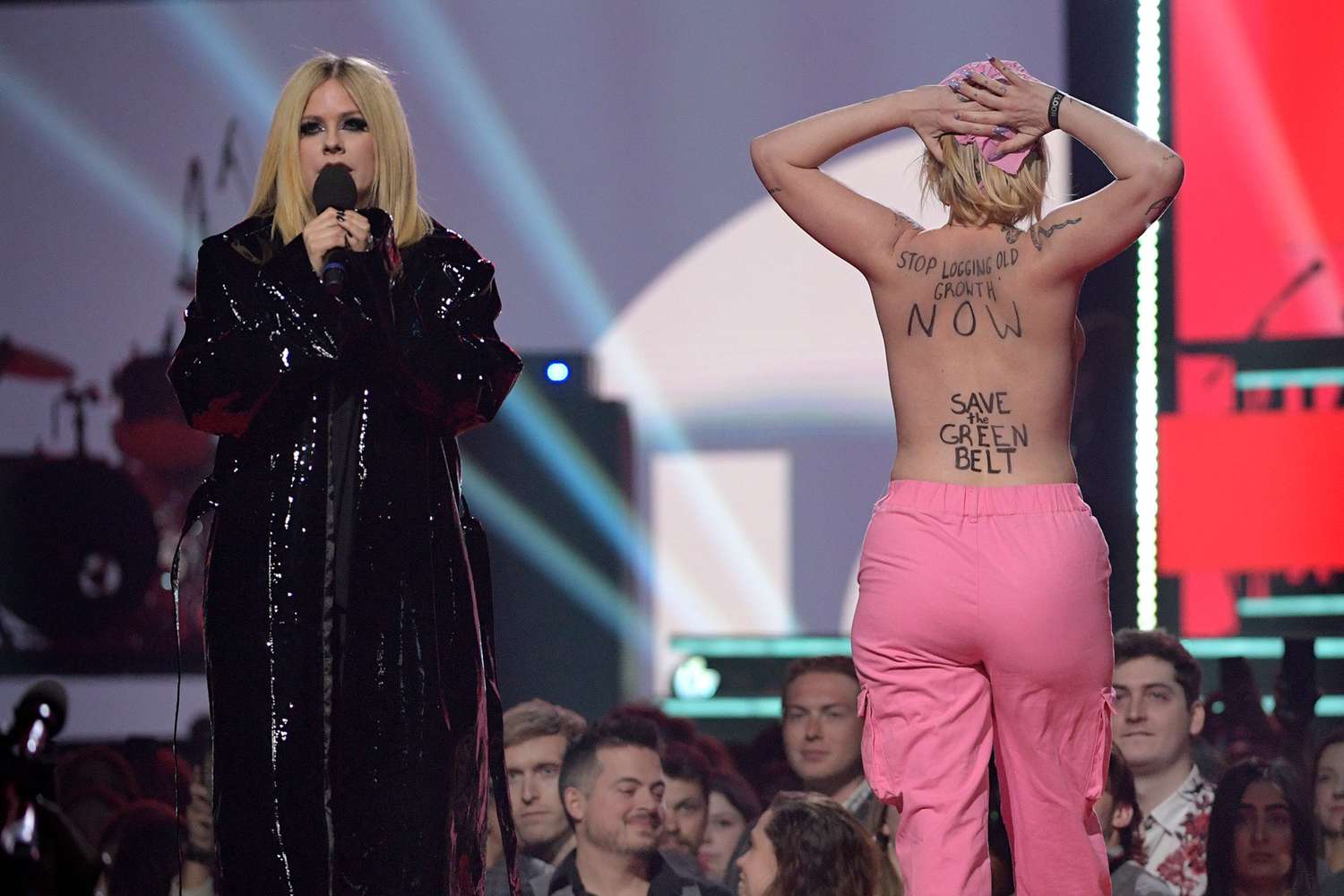 angela willemsen add Avril Lavigne Leaked Nudes photo