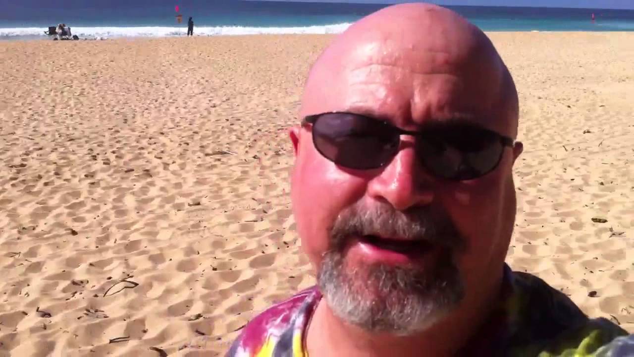 ari antono add Hot Chicks On Nude Beach photo