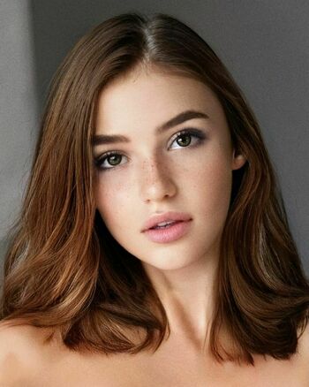 betsy gaines add Olivia Casta Video photo
