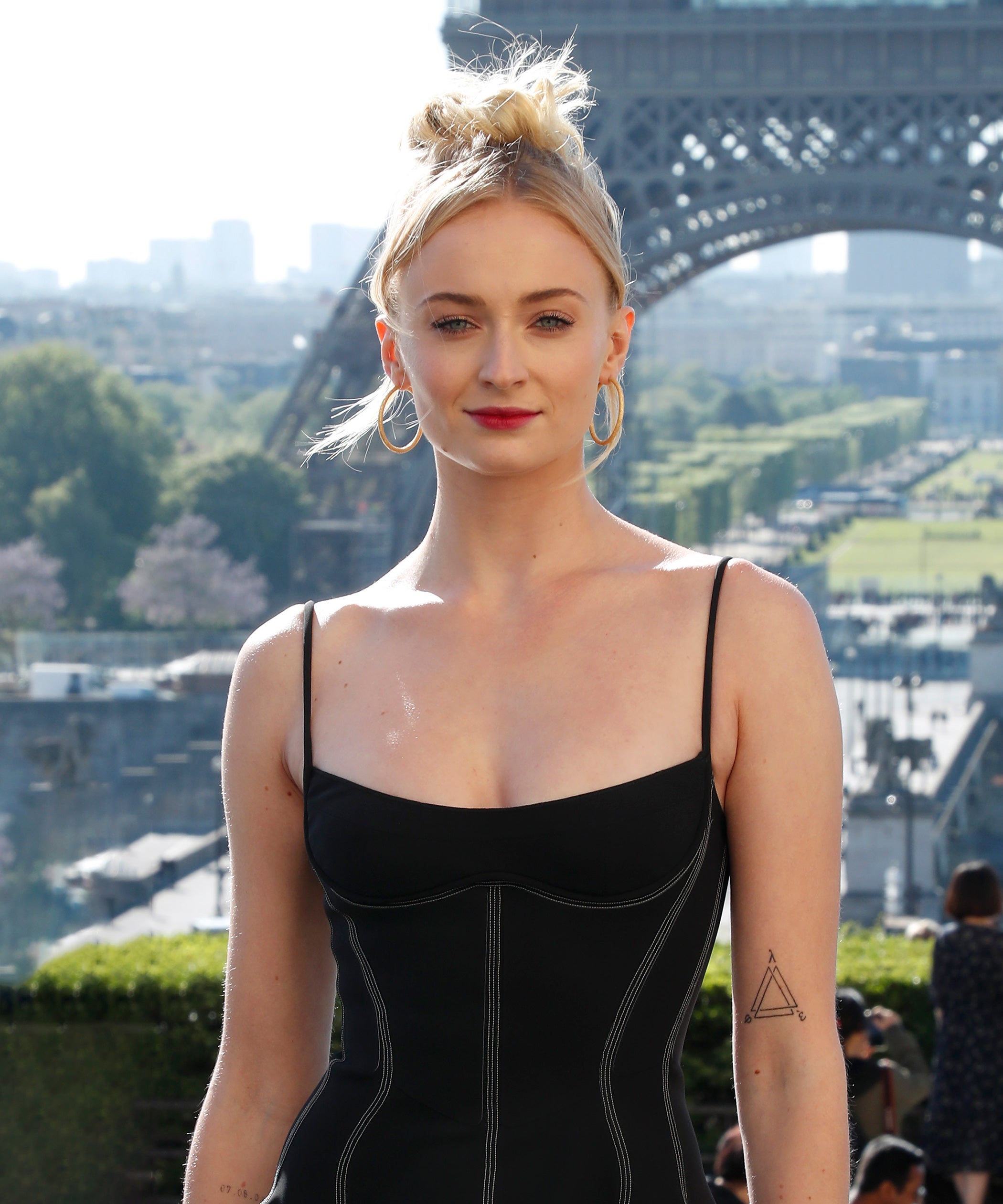 chelsea woodring add Sophia Turner Hot photo