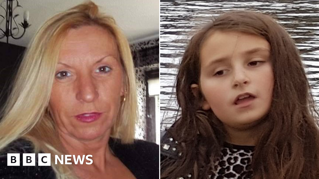 anna bronson add Horny Mom And Daughter photo
